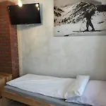 B&B U D&j Jarosz 자브